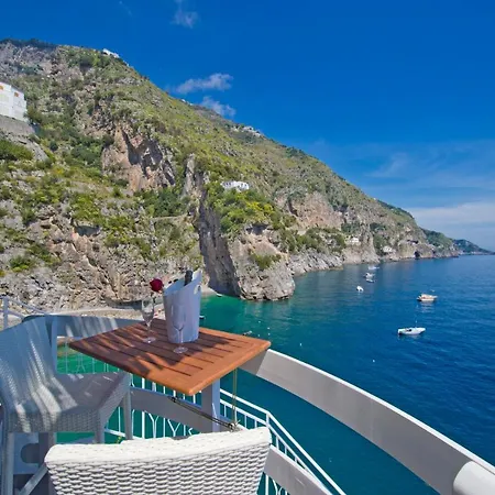 Romantic Praiano